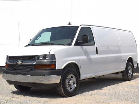 Used 2021 Chevrolet Express 2500 Extended w/ Driver Convenience Package RWD image 8