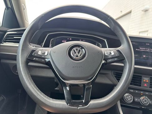 Used 2020 Volkswagen Jetta SEL FWD image 19