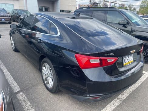 Used 2016 Chevrolet Malibu LT image 3