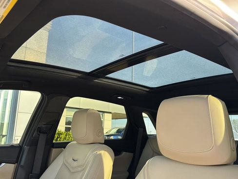 Used 2017 Cadillac XT5 Premium Luxury image 27