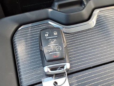 Used 2021 RAM 1500 Limited AWD/4WD image 39