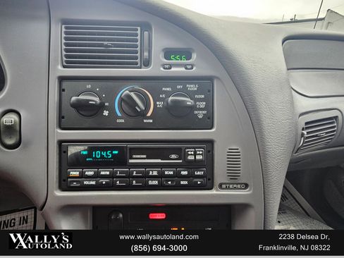 Used 1994 Mercury Cougar XR7 image 27