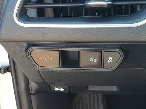 Certified 2025 Kia K4 FWD image 15