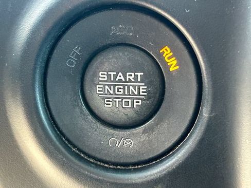 Used 2023 Jeep Wrangler Unlimited Sport AWD/4WD image 16