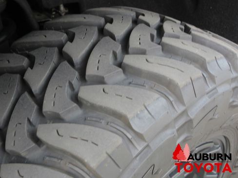 Used 2017 Chevrolet Silverado 1500 LTZ Z71 w/ LTZ Plus Package image 12