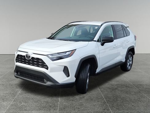 Certified 2025 Toyota RAV4 LE image 3