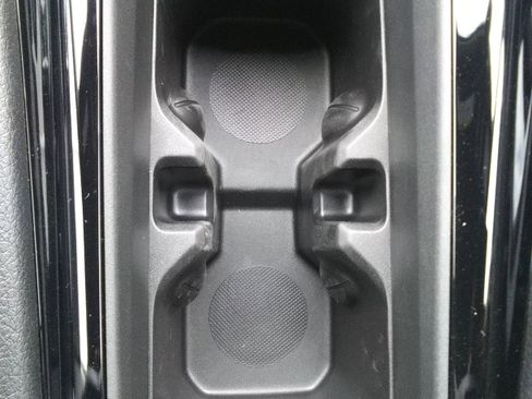 New 2026 Jeep Compass Latitude AWD/4WD image 17