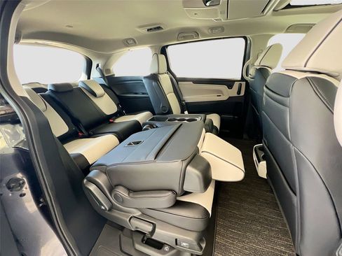 New 2026 Honda Odyssey Elite image 28
