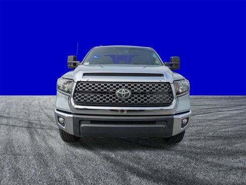 Used 2019 Toyota Tundra SR5 w/ SR5 Upgrade Package image 9