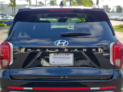 Used 2023 Hyundai Palisade Limited AWD/4WD image 27
