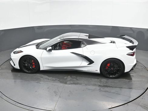 Used 2023 Chevrolet Corvette Stingray Premium Conv w/ Z51 Performance Package RWD image 39