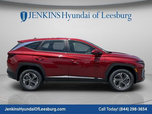 New 2026 Hyundai Tucson Blue SE w/ Tow & Go Package AWD/4WD image 4