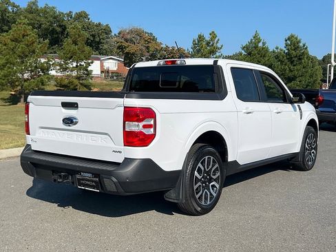 Used 2024 Ford Maverick Lariat image 3