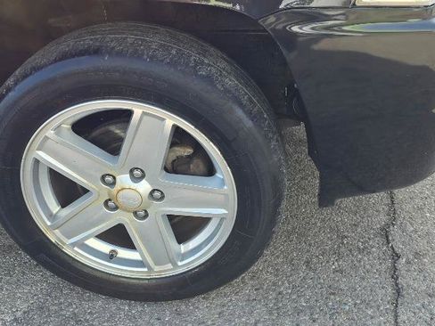 Used 2009 Jeep Compass Sport image 11