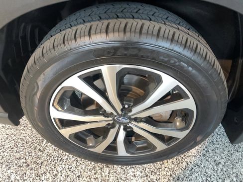 Used 2023 Subaru Forester Limited AWD/4WD image 5