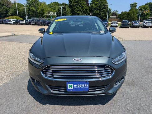 Used 2015 Ford Fusion SE w/ Equipment Group 201A FWD image 8
