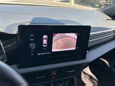 Used 2025 Volkswagen Jetta Sport FWD image 27