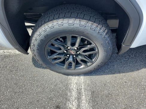 New 2026 GMC Sierra 1500 Elevation w/ Elevation Premium Package image 5