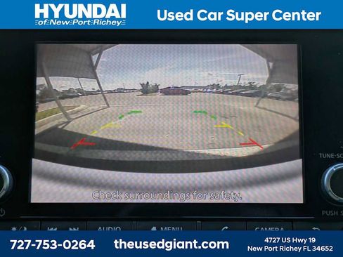 Used 2022 Nissan Pathfinder S FWD image 24