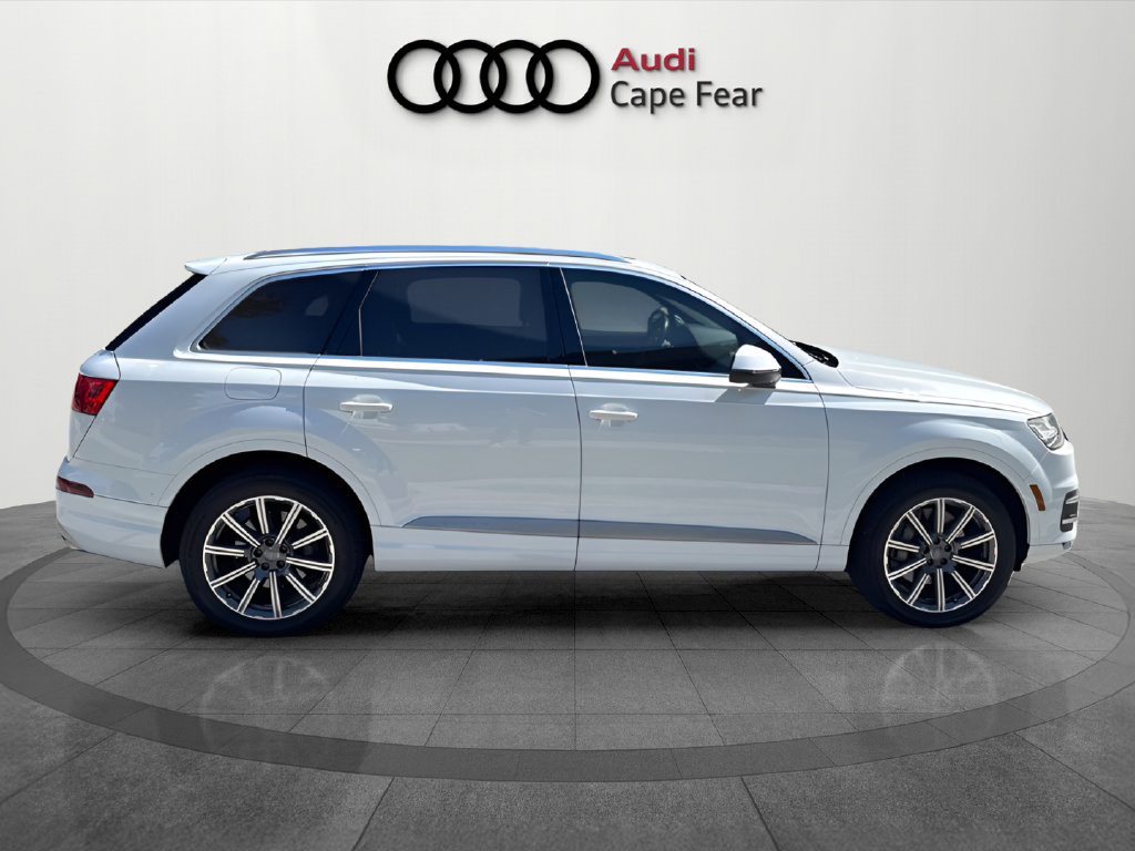 Used 2017 Audi Q7 3.0T Premium Plus w/ Premium Plus Package AWD/4WD image 8