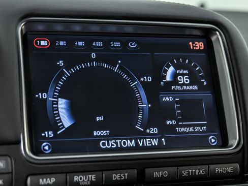 Used 2016 Nissan GT-R Premium image 31