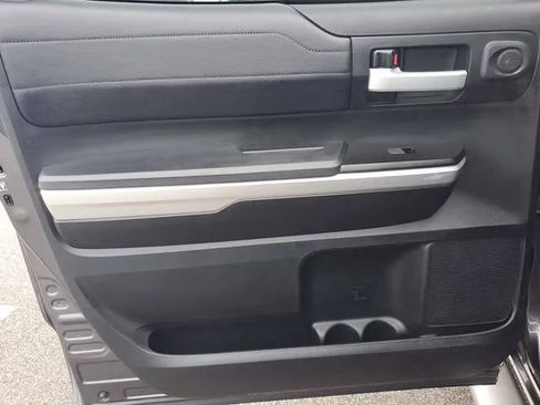 Used 2017 Toyota Tundra Limited image 17