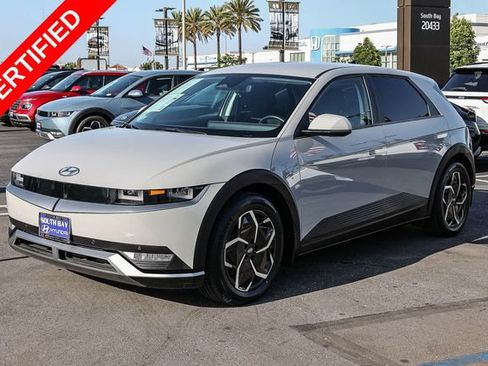 Certified 2024 Hyundai Ioniq 5 SEL RWD image 3