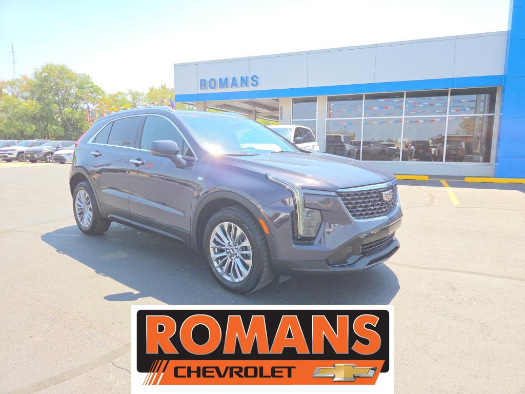 Used 2024 Cadillac XT4 Premium Luxury FWD image 1