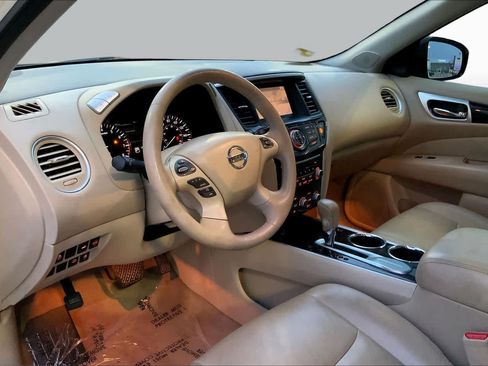 Used 2014 Nissan Pathfinder SL w/ SL Premium Package FWD image 17