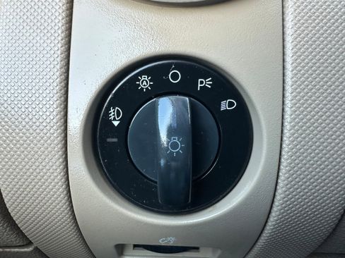 Used 2010 Ford Explorer Eddie Bauer image 23