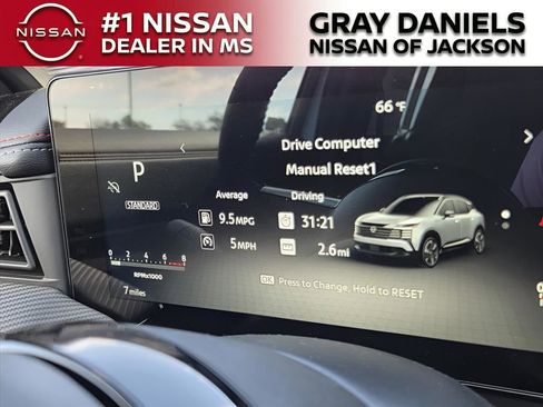 New 2026 Nissan Kicks SR AWD/4WD image 17