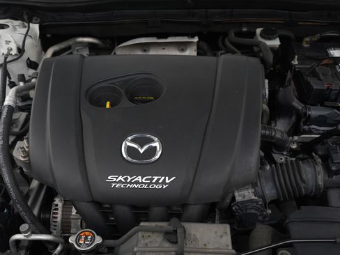 Used 2015 MAZDA MAZDA3 i Touring image 25