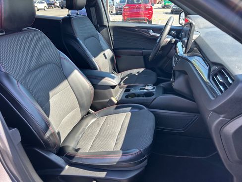 Used 2023 Ford Escape ST-Line Select w/ Tech Pack #2 AWD/4WD image 18