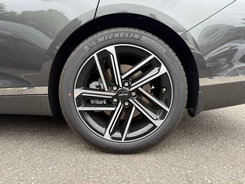 New 2025 Genesis G80 2.5T Advanced image 9