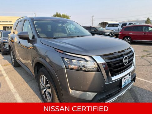 Certified 2025 Nissan Pathfinder SL AWD/4WD image 5