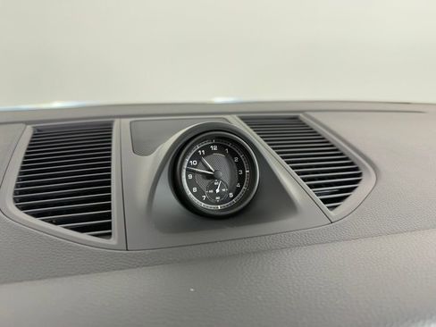 New 2026 Porsche Macan AWD/4WD image 24