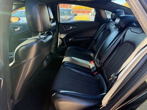Used 2015 Chrysler 200 S w/ Navigation & Sound Group I image 15
