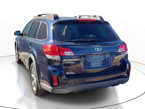 Used 2013 Subaru Outback 2.5i Limited w/ Moonroof Pkg image 4