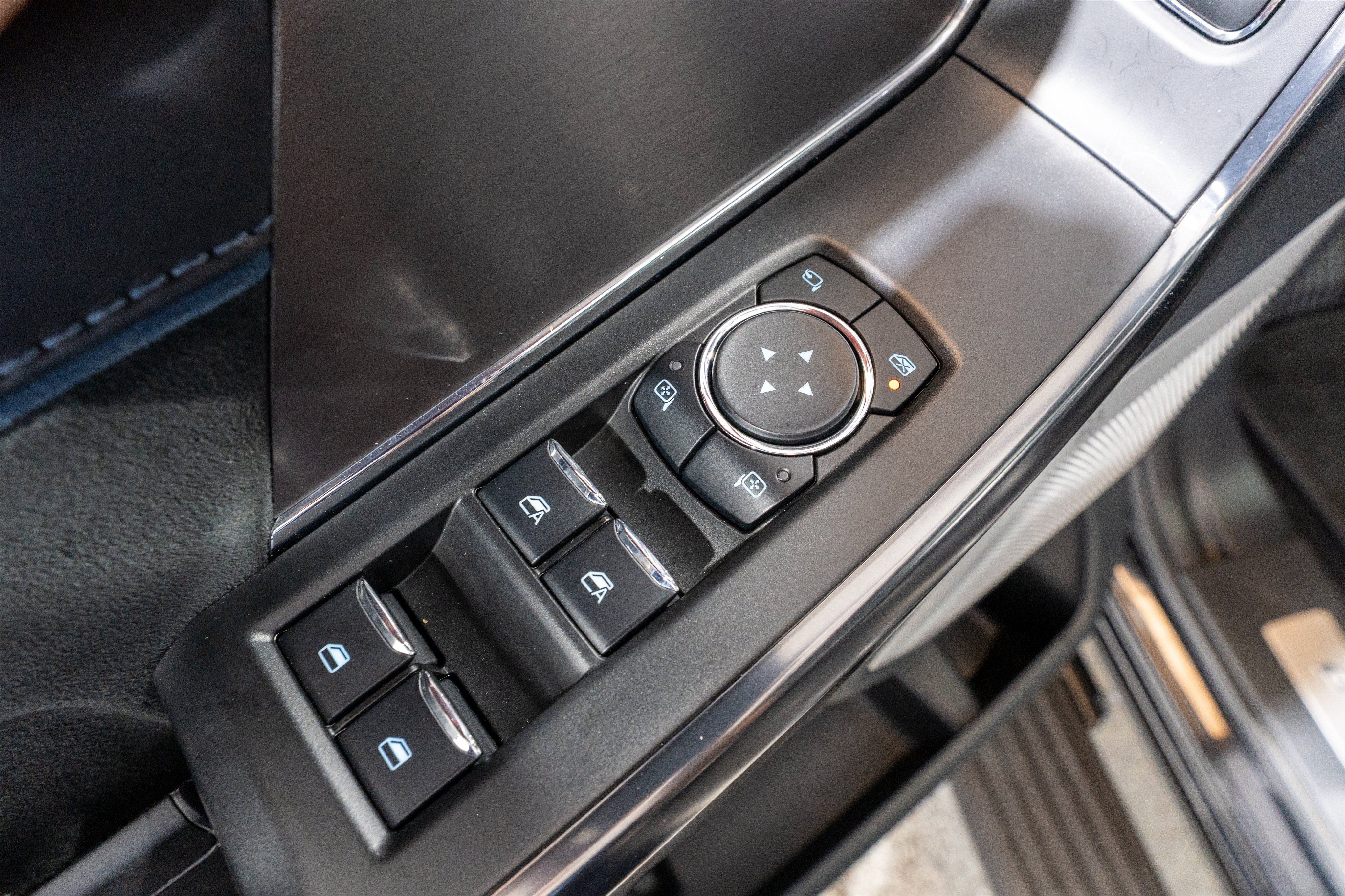 Used 2025 Ford F150 Platinum AWD/4WD image 19