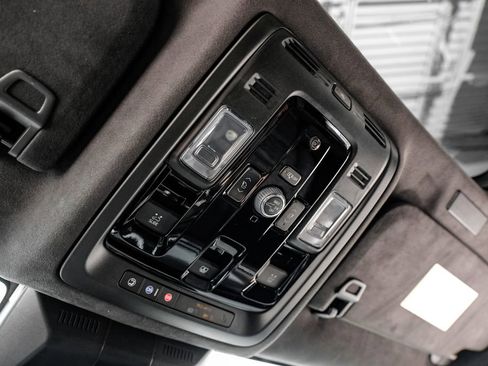 Used 2025 Cadillac Escalade V AWD/4WD image 30