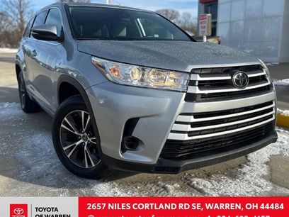Used 2018 Toyota Highlander LE