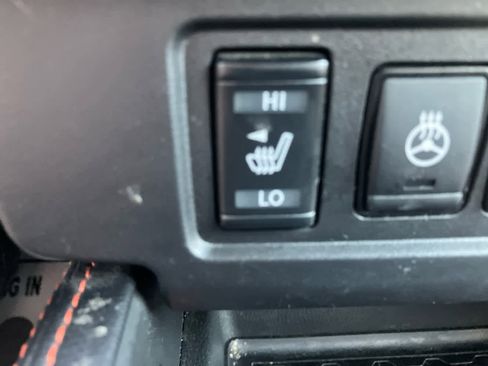 Used 2023 Nissan Frontier PRO-4X w/ Pro-4X Premium Package AWD/4WD image 32