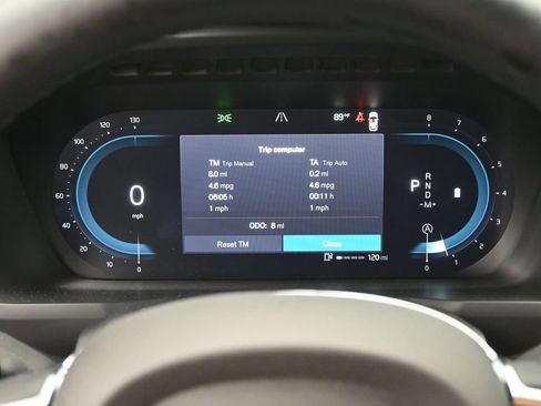 New 2025 Volvo XC90 B6 Plus w/ Protection Package Premier AWD/4WD image 9