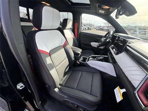 New 2026 GMC Canyon AT4X image 22