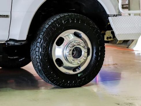 Used 2022 Ford F350 Lariat w/ Lariat Ultimate Package AWD/4WD image 71