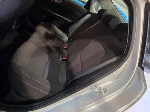 Used 2019 Kia Forte LXS FWD image 7