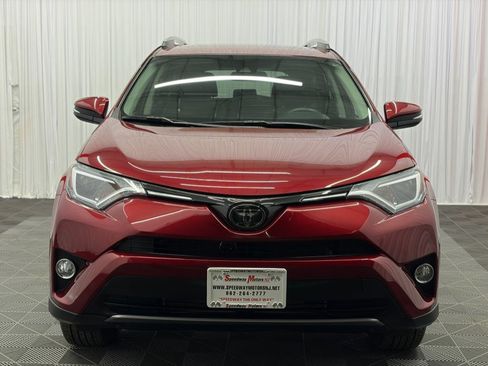 Used 2018 Toyota RAV4 XLE AWD/4WD image 3