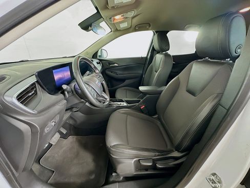 Used 2024 Buick Encore GX Preferred FWD image 13