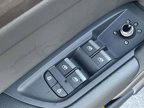 Certified 2024 Audi Q5 2.0T Premium w/ Convenience Package image 23