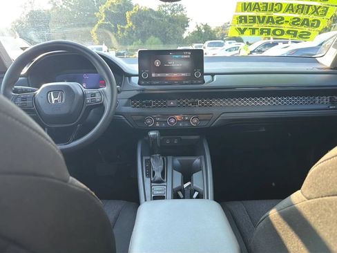 Used 2023 Honda Accord LX image 23